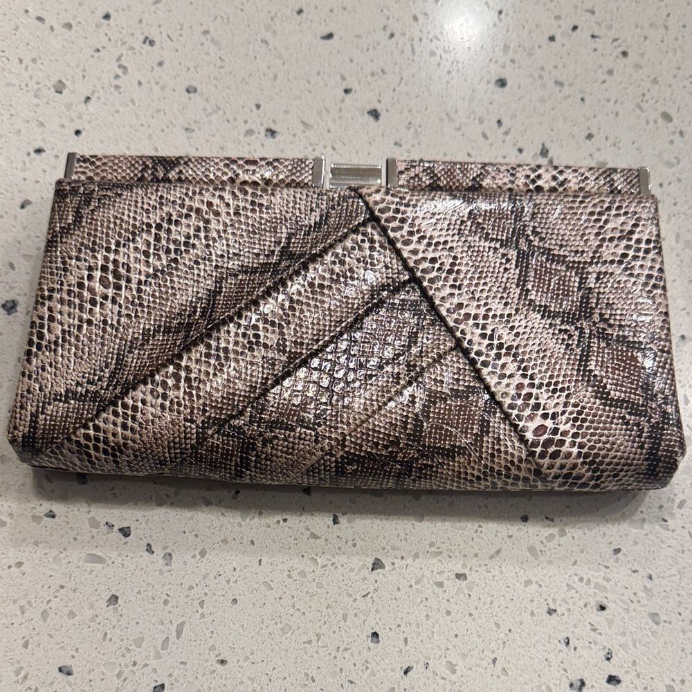 Apt. 9 Elegant Brown/Cream Faux Leather Snakeskin Clutch Handbag Silver Hardware